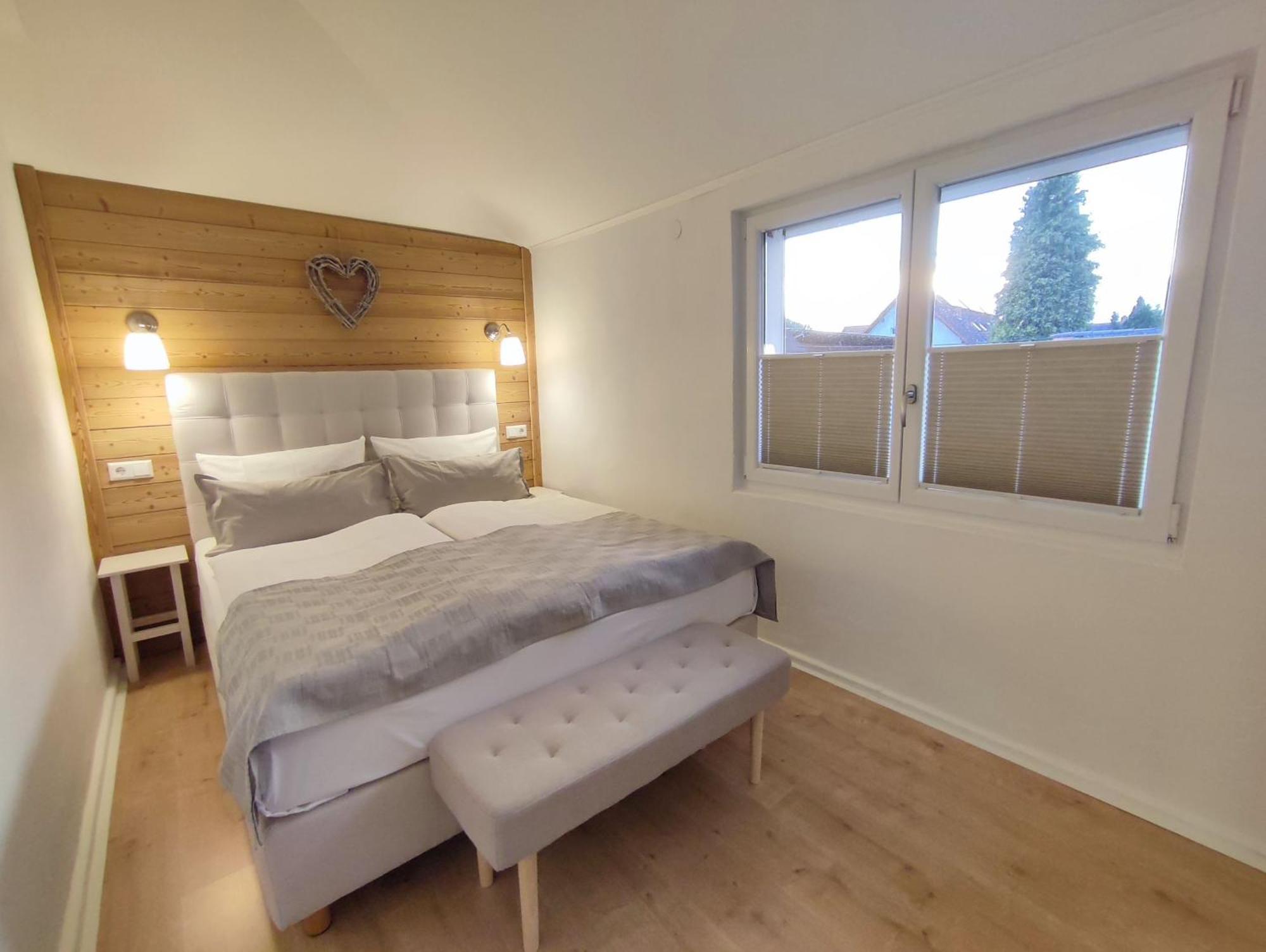 Boutique-Hotel Krone Denzlingen Rom bilde